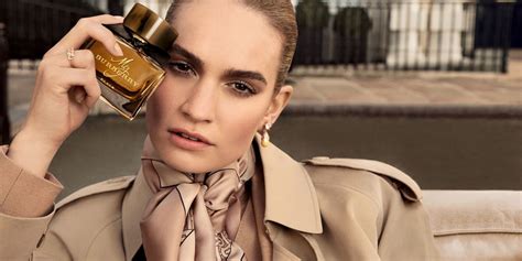 burberry advert 2019 christmas|burberry perfume advertisement.